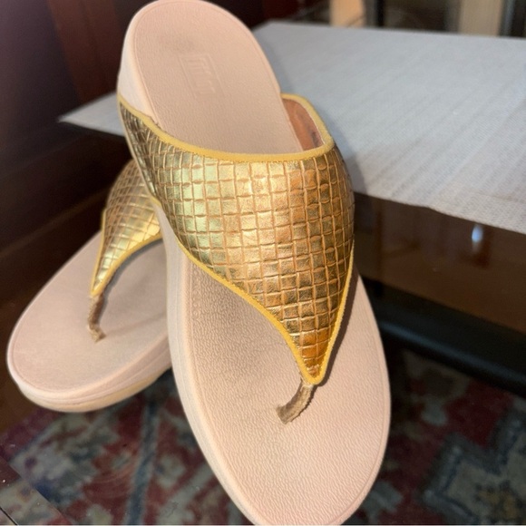 FITFLOP Gold  SQUARE Women's Sandals😋 - Picture 6 of 12